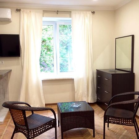 Yerevan Center Studio Apartment Exterior photo