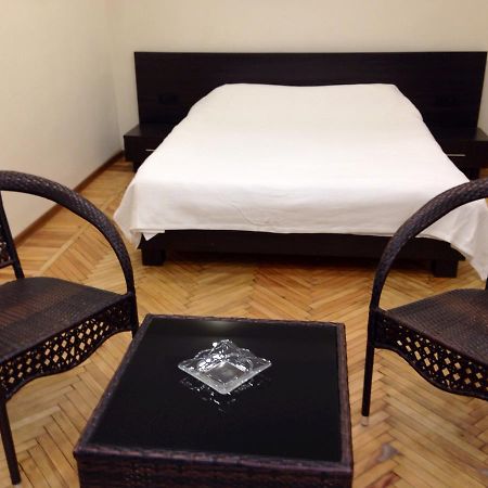 Yerevan Center Studio Apartment Exterior photo