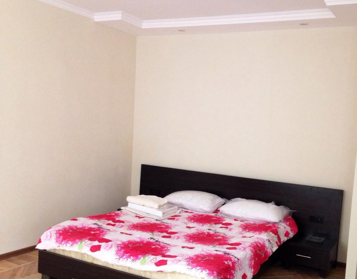 Yerevan Center Studio Apartment Exterior photo