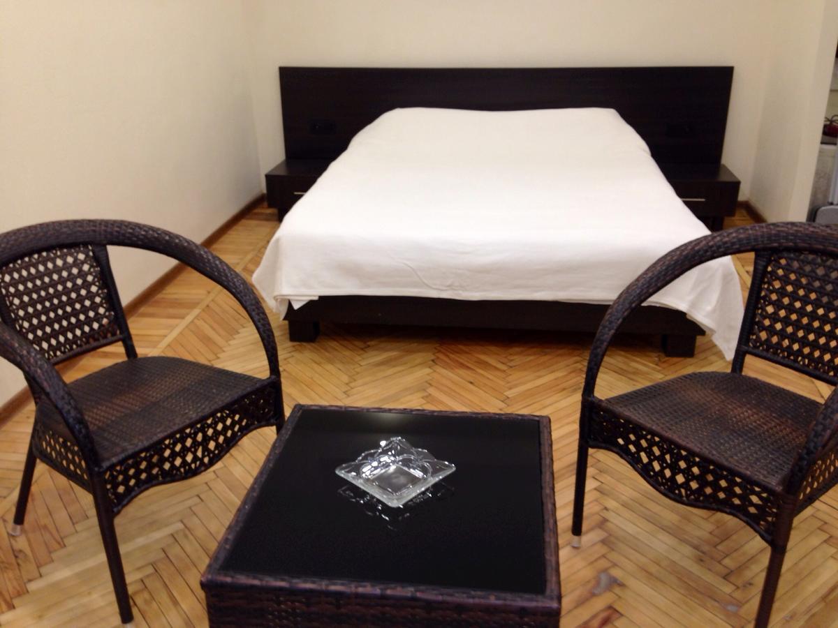 Yerevan Center Studio Apartment Exterior photo